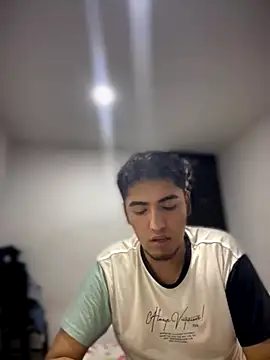 tomy hot20 online show from 11-13-25, 02:21