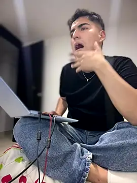 tomy hot20 online show from 11-25-25, 02:33