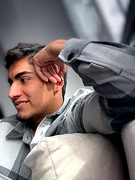 tomy hot20 online show from 12-02-25, 08:59