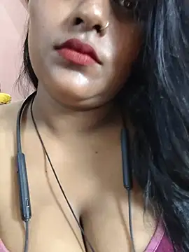 Jasmine Januja online show from 07-06-26, 01:57