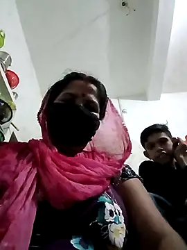 Hott locky online show from 06-23-26, 03:43