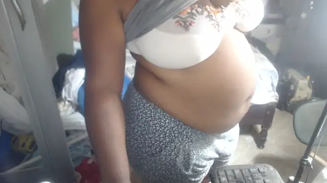Snapshot of rachelexoticgirl chatting on 07-15-26, 03:34 rachelexoticgirl online show from 07-15-26, 03:34