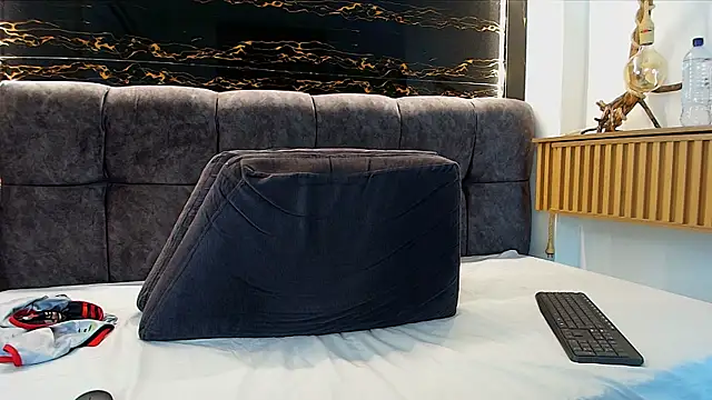 JeergMuscle online show from 04-01-26, 05:08