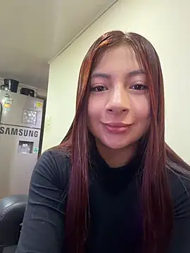 Snapshot of Karlee_Grey1 chatting on 06-22-26, 02:46 Karlee Grey1 online show from 06-22-26, 02:46