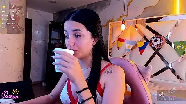 Snapshot of sophiadoll_tf chatting on 07-14-26, 01:06 sophiadoll tf online show from 07-14-26, 01:06