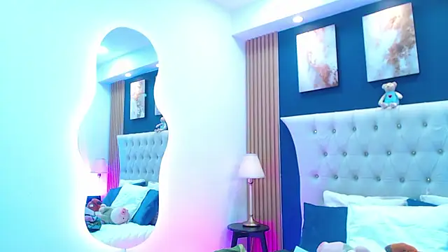 Snapshot of SalvadorFit chatting on 02-11-26, 08:36 SalvadorFit online show from 02-11-26, 08:36