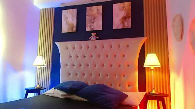 Snapshot of SalvadorFit chatting on 03-25-26, 08:15 SalvadorFit online show from 03-25-26, 08:15