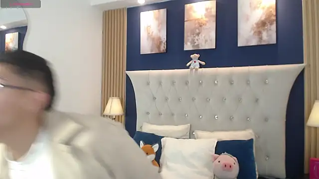 Snapshot of SalvadorFit chatting on 04-03-26, 08:29 SalvadorFit online show from 04-03-26, 08:29