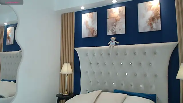 Snapshot of SalvadorFit chatting on 04-08-26, 08:09 SalvadorFit online show from 04-08-26, 08:09