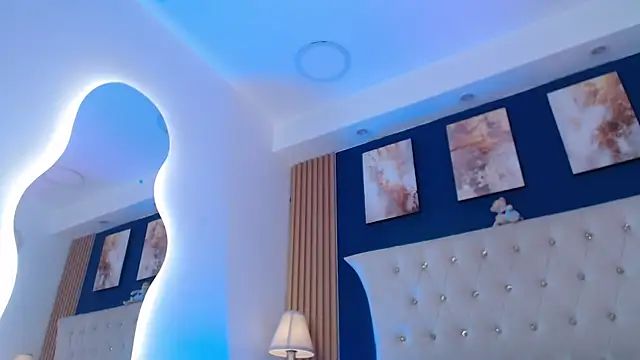 Snapshot of SalvadorFit chatting on 04-10-26, 07:51 SalvadorFit online show from 04-10-26, 07:51