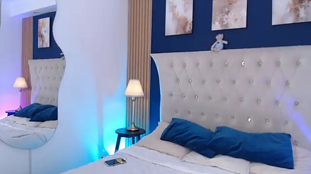 Snapshot of SalvadorFit chatting on 04-14-26, 08:15 SalvadorFit online show from 04-14-26, 08:15