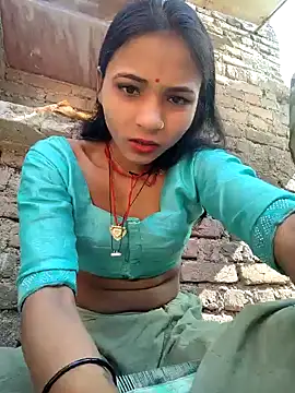 Snapshot of R_Roshni chatting on 04-21-26, 09:59 R Roshni online show from 04-21-26, 09:59