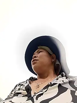 callistra online show from 04-01-26, 04:35