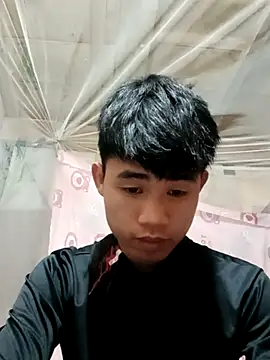 Snapshot of Nhyy_xx chatting on 04-27-26, 07:39 Nhyy xx online show from 04-27-26, 07:39