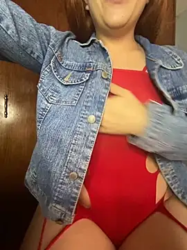 Snapshot of Amandaaaa20 chatting on 10-15-25, 09:26 Amandaaaa20 online show from 10-15-25, 09:26