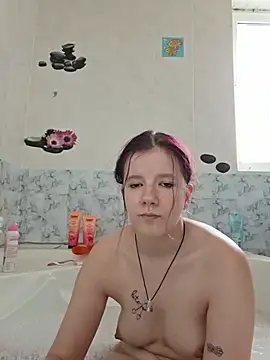Hot SkinnyGirl online show from 06-08-26, 01:22