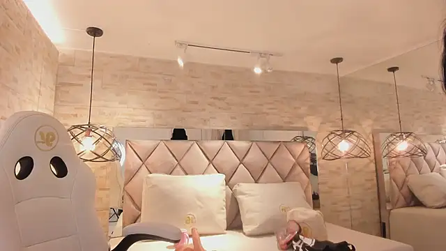 grace daviss online show from 03-21-26, 10:09