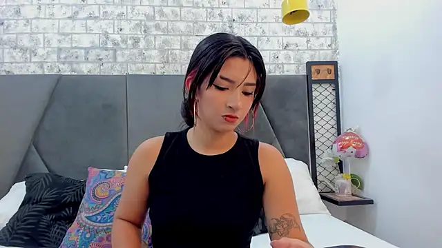 KENDRAOWEN online show from 10-02-25, 08:38