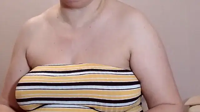 Snapshot of NastyAssxx chatting on 01-10-26, 01:24 NastyAssxx online show from 01-10-26, 01:24