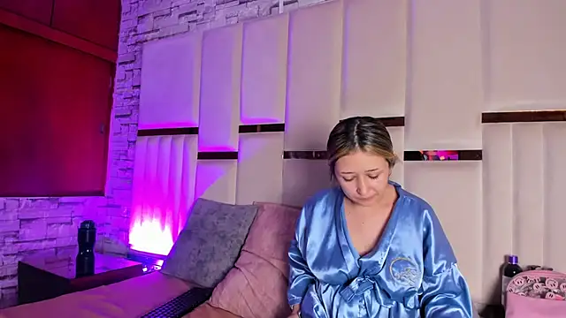 ANLLELOAndANGELA online show from 07-13-26, 05:49