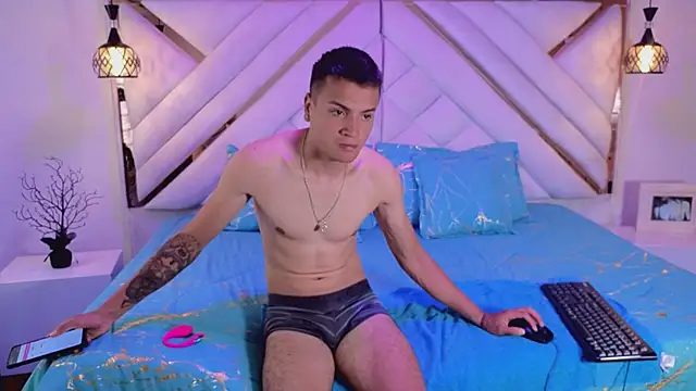 afrodita aares online show from 11-18-25, 07:51