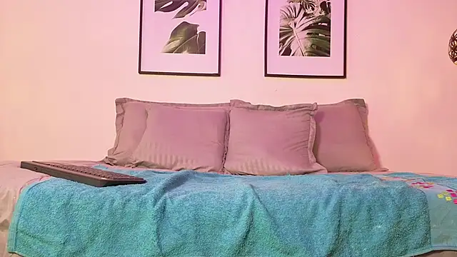 afrodita aares online show from 02-18-26, 07:43