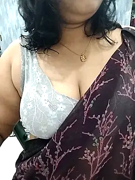 divya-jannu online show from 10-15-25, 06:19