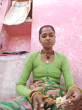 Snapshot of Hot_reshmaji chatting on 06-02-26, 03:19 Hot reshmaji online show from 06-02-26, 03:19