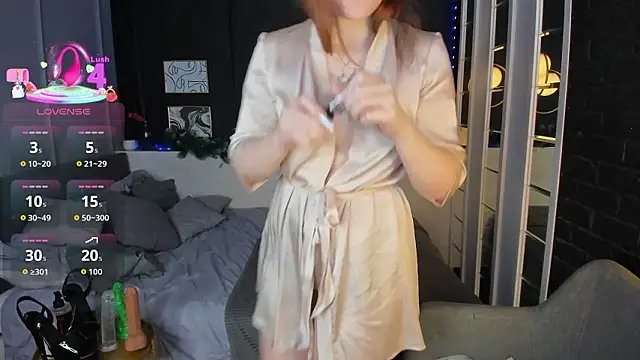 Layla Glam online show from 01-17-26, 01:16