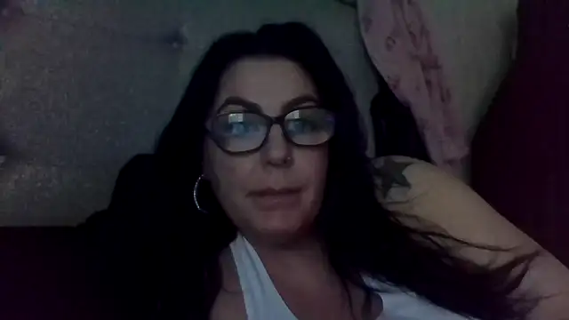 Rileyxxx69 online show from 05-15-26, 11:23