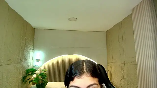 dany r  online show from 03-18-26, 01:14