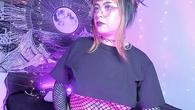 Hallucigenia  online show from 11-20-25, 06:40