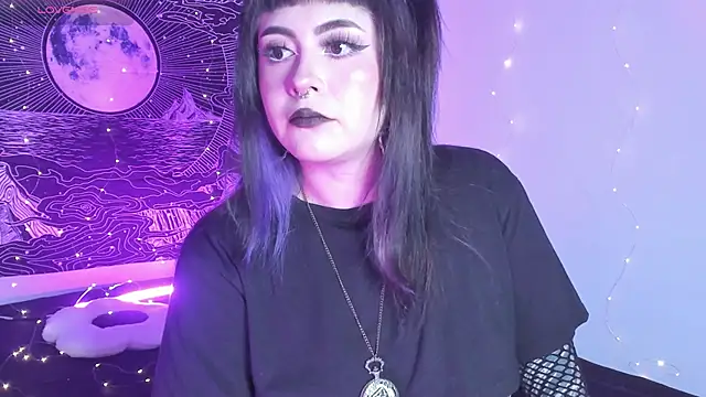 Hallucigenia  online show from 01-16-26, 07:29