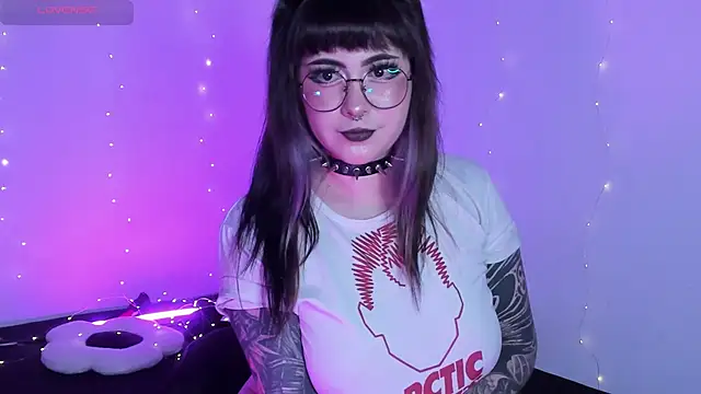 Hallucigenia  online show from 03-13-26, 01:01