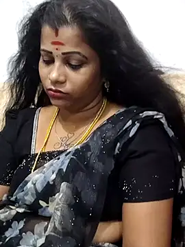 sweetqueen143 online show from 04-14-26, 06:47