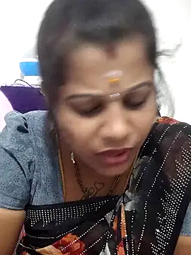 sweetqueen143 online show from 05-24-26, 12:54
