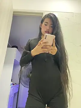 Rouse Monroe online show from 03-18-26, 02:26