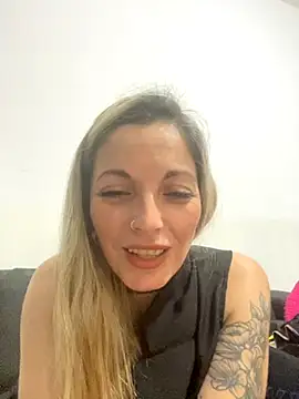 julietacollins11 online show from 09-24-25, 04:49