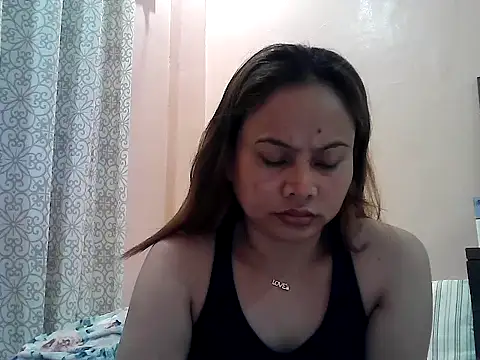 Amarrahlyn online show from 11-17-25, 10:04