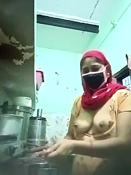 Cute-Charvii online show from 04-29-26, 12:37