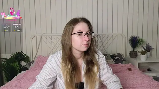 DaliaRadtke online show from 10-09-25, 08:07