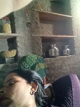 Snapshot of M-Kajal456 chatting on 10-18-25, 05:46 M-Kajal456 online show from 10-18-25, 05:46