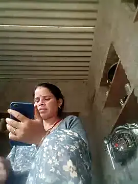 Snapshot of M-Kajal456 chatting on 10-26-25, 04:07 M-Kajal456 online show from 10-26-25, 04:07