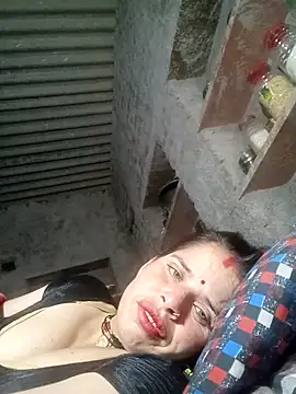 Snapshot of M-Kajal456 chatting on 11-01-25, 08:22 M-Kajal456 online show from 11-01-25, 08:22