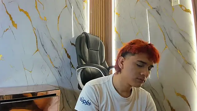 Snapshot of Marian_Cristal chatting on 02-17-26, 03:36 Marian Cristal online show from 02-17-26, 03:36