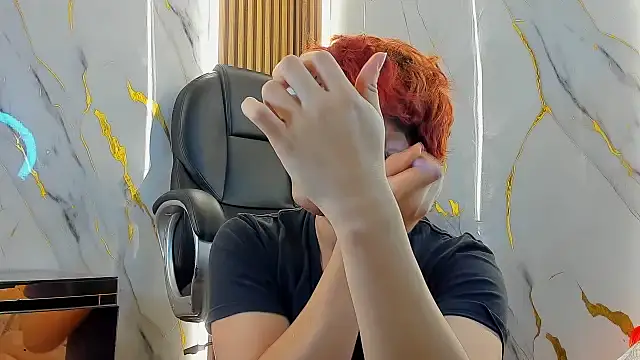 Snapshot of Marian_Cristal chatting on 02-22-26, 03:29 Marian Cristal online show from 02-22-26, 03:29