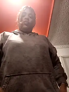 Aria hebe  online show from 04-14-26, 10:43