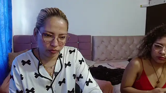 LITTLEKITTY19 online show from 01-31-26, 07:11