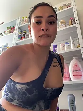 FOX LATINA online show from 05-22-26, 08:25
