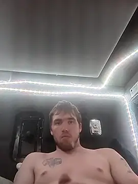 Snapshot of Bigdicktrucker26 chatting on 09-26-25, 12:14 Bigdicktrucker26 online show from 09-26-25, 12:14